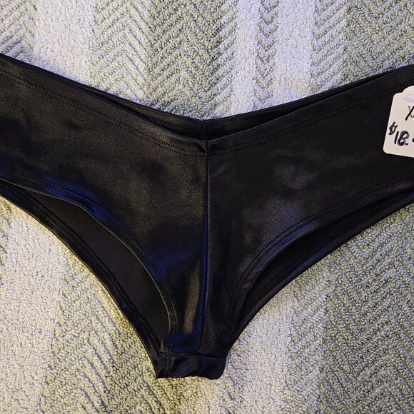 NWT XL low V booty shorts Black Super Spandex - Picture 1 of 15
